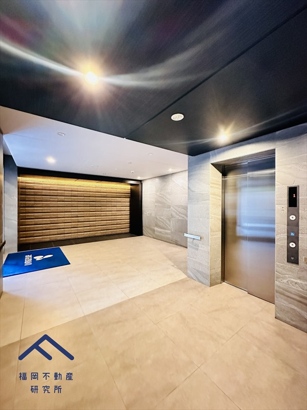 アルファライフ吉塚駅東Ⅱのエントランス