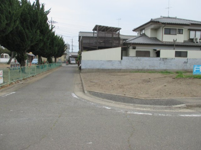 【前面道路含む現地写真】 | 邑楽郡大泉町坂田7丁目 970万 土地