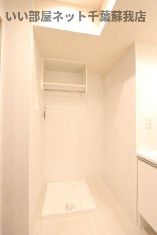ルミエール五井・Ⅰの洗面所|室内洗濯機置き場