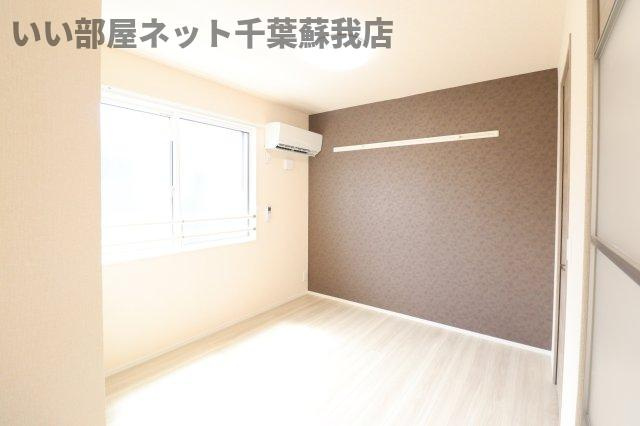 ルミエール五井・Ⅰの洋室|個人の部屋や寝室として使える洋室です