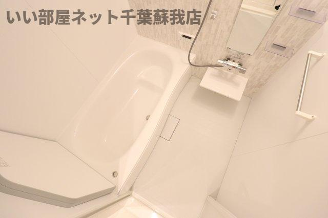 ルミエール五井・Ⅰの浴室|広々としたバスルーム♪一日の疲れをゆっくり癒してください♪