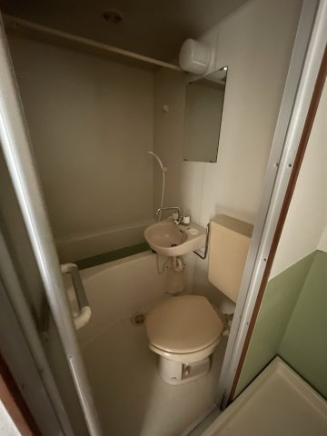 グリーンプラザの浴室|(参考)同マンション反転取り他部屋の写真