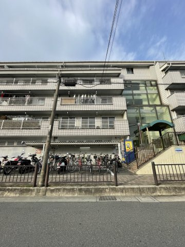 グリーンプラザの外観