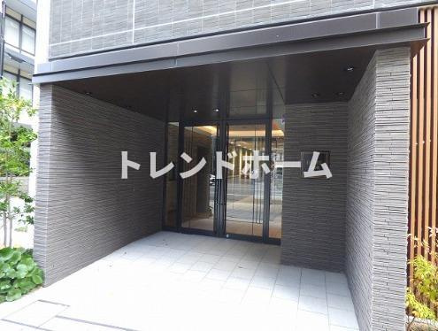 ルーエ天満橋のエントランス|選べる家電プランあり！！