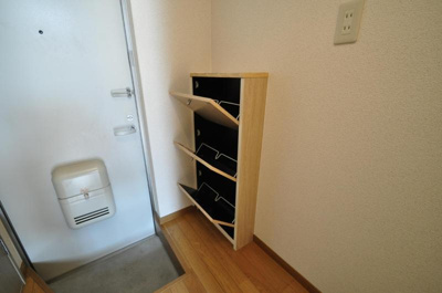 【収納】 | DWELL地行II | 別号室の写真になります。現況優先。