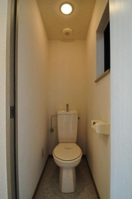 【トイレ】 | DWELL地行II | 別号室の写真になります。現況優先。
