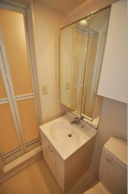 【洗面所】 | SUN住吉 | 別号室の写真になります。現況優先。