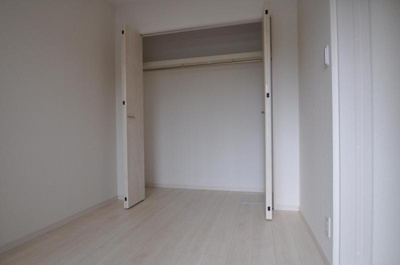 【収納】 | サニーガーデン住吉 | 別号室の写真になります。現況優先。