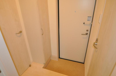 【玄関】 | サニーガーデン住吉 | 別号室の写真になります。現況優先。