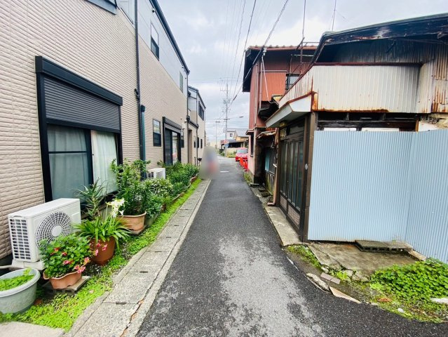 売土地 　大垣市南高橋町3丁目　18.88坪の前面道路含む現地写真