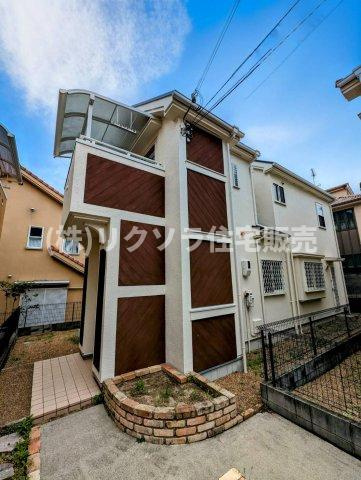 岡山東４丁目　中古一戸建ての外観|新しい生活にいかがでしょうか？外観はお住まいの顔になります。こだわりたいポイントですね。外壁塗装や屋根塗装のご相談も承っております。
■現地内覧・資金計画相談・住宅ローン相談もお問合せ受付中■