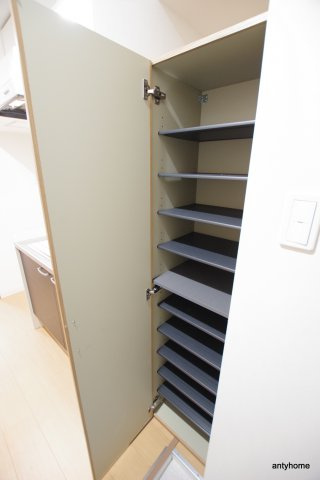 Uresidence新大阪　仲介手数料無料の収納