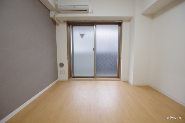Uresidence新大阪　仲介手数料無料の洋室