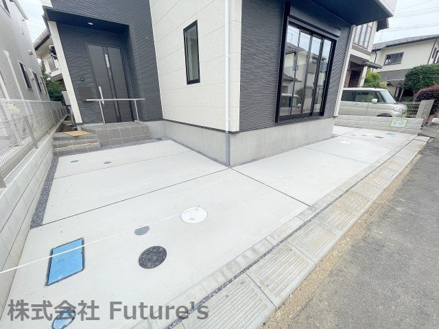 流山市美田　新築戸建　全2棟　1号棟の駐車場|カースペース2台駐車可能