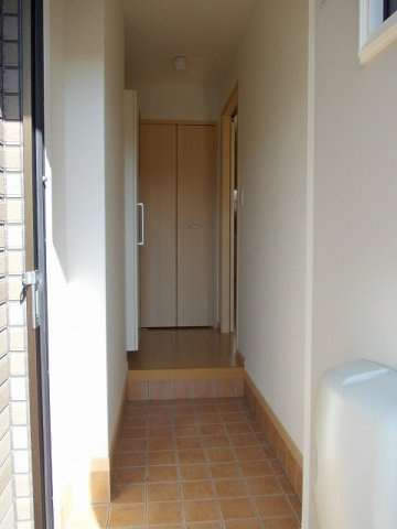 プランタンの玄関|収納もある玄関です