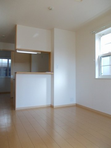 プランタンの居間・リビング|こちらの居間で趣味の時間をお楽しみください