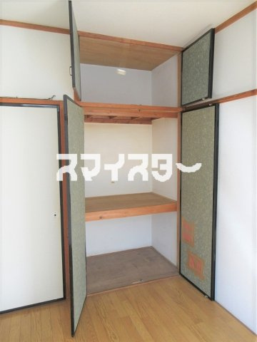 立川市富士見町４丁目の賃貸マンションの収納
