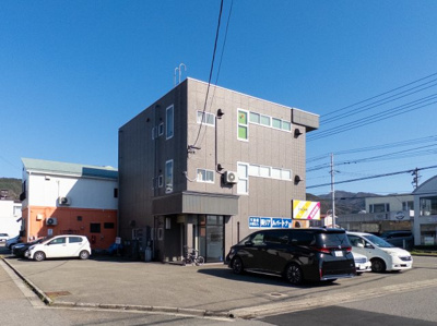 【駐車場】 | 鈴木ビル