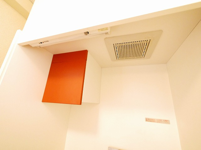 レオパレスＷＩＬＬ南郡山のキッチン|ちょっとした収納スペースも充実しています