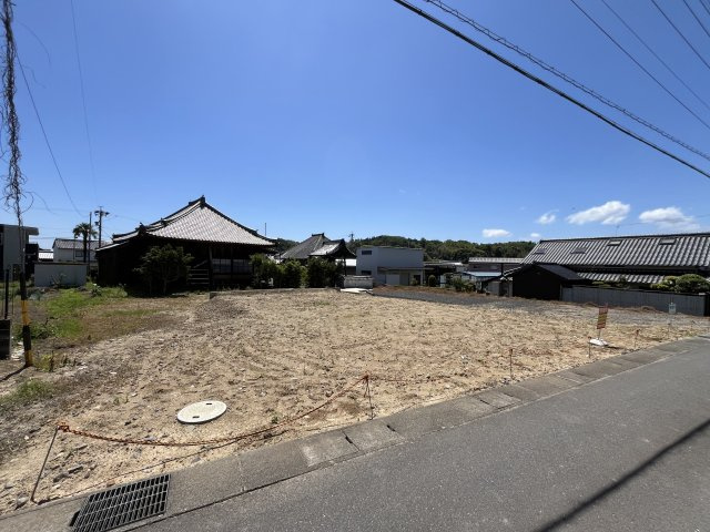 亀山市中庄町 売土地の外観
