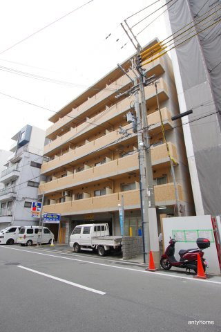 リバースクウェア103　仲介手数料無料の外観