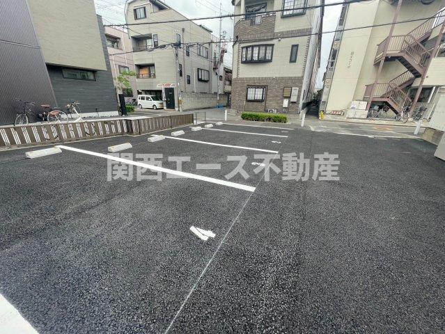 【駐車場】 | ルクレール菱屋