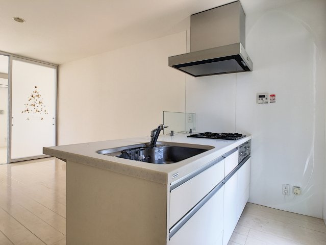 エクリュ赤間のキッチン