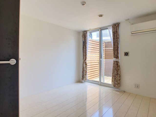 エクリュ赤間の寝室