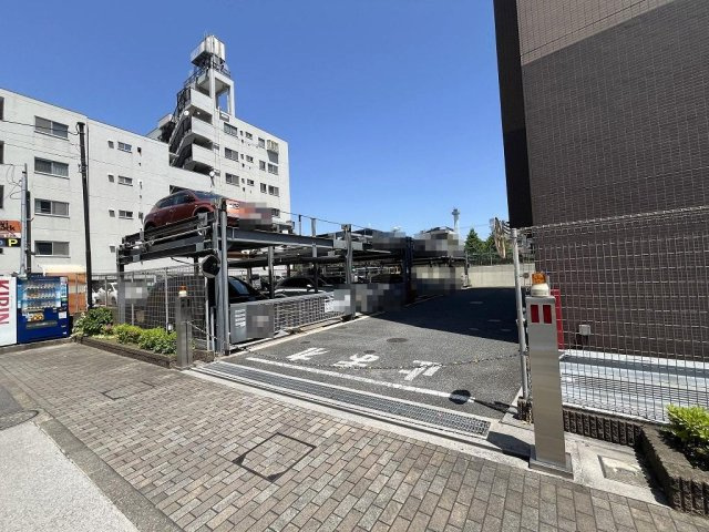 クレストフォルム東京アクアビューの駐車場