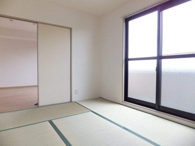 ラ・ヴェルドミールの和室