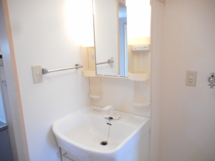 リュネットMの独立洗面台