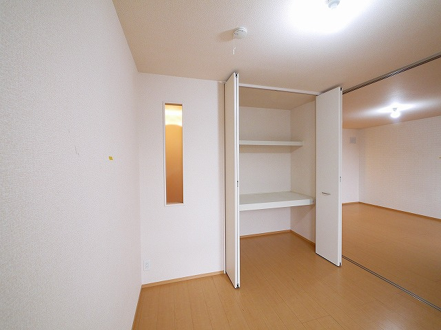 ラルーチェⅡの内装|内装は落ち着いています