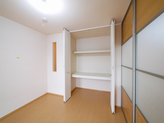 ラルーチェⅡの収納|大きなものも収納できそうです