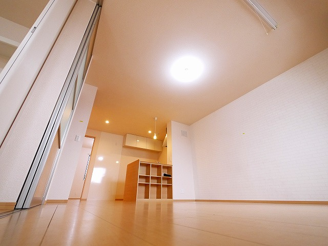 ラルーチェⅡの居間・リビング|リビングです