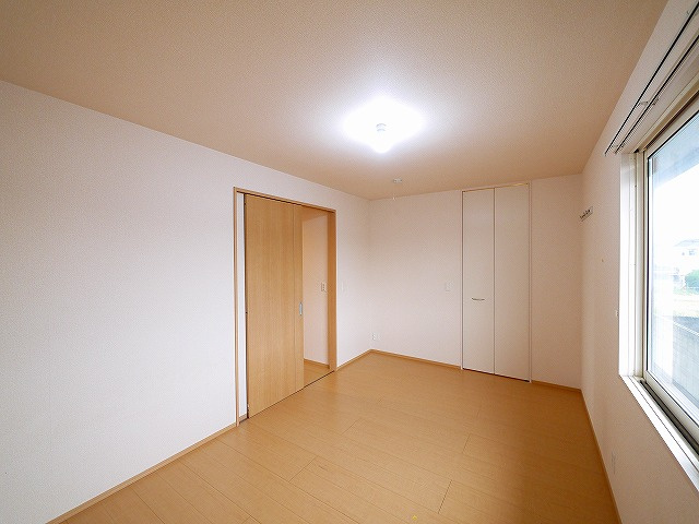 ラルーチェⅡの内装|内装です