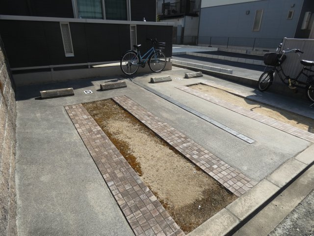 【駐車場】 | 6月のパール