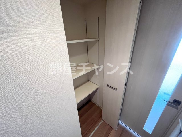 プレサンス上前津グレースの収納