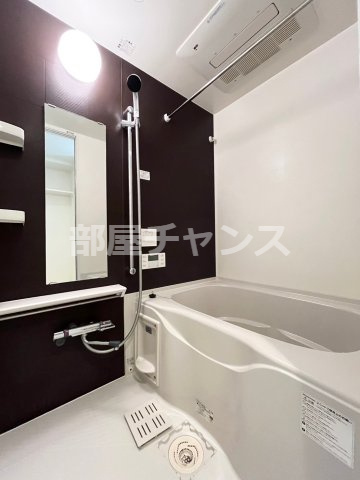 プレサンス上前津グレースの浴室