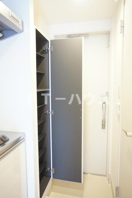 リブリ・検見川町の玄関