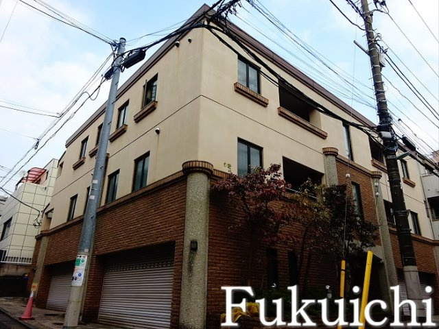 ヒーローズ上目黒の外観