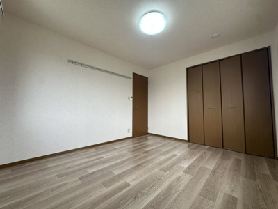 【洋室】 | カンパーニュ黒岡A棟