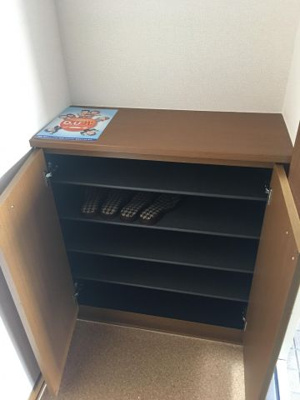 【玄関】 | カンパーニュ黒岡A棟