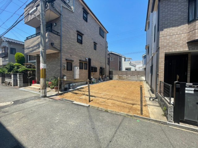 【前面道路含む現地写真】 | 条南小・建築条件なし・更地渡し・土地23坪・泉大津市条南町 | 前面道路含む現地写真です