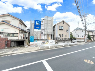 【外観】 | ◆◇鴨居6丁目　新築戸建て◇◆ | ◆一戸建てを中心とした街並みが整然と続き、周辺は高い建物が建っていないので、緑の多い閑静な趣を感じる環境です。街並みや周辺環境も重要なポイントです！！