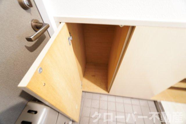 山崎マンションの玄関