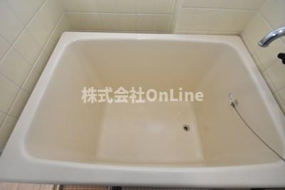 グランキューブ青山町の浴室