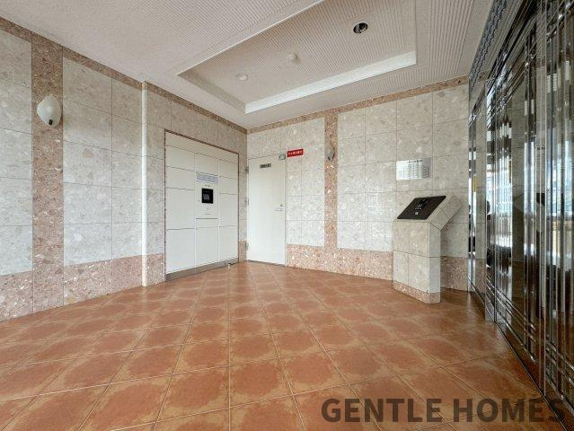 ペルル南福岡のエントランス