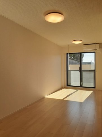 アペ・伊奈の居間・リビング