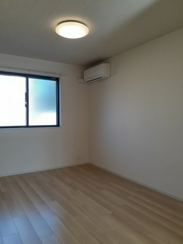 アペ・伊奈の内装