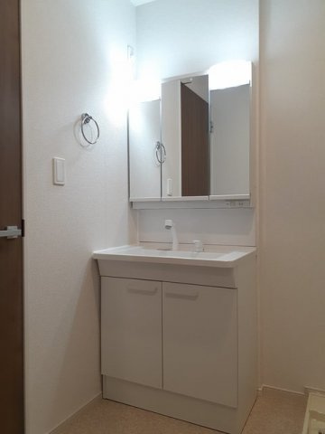 アペ・伊奈の洗面所